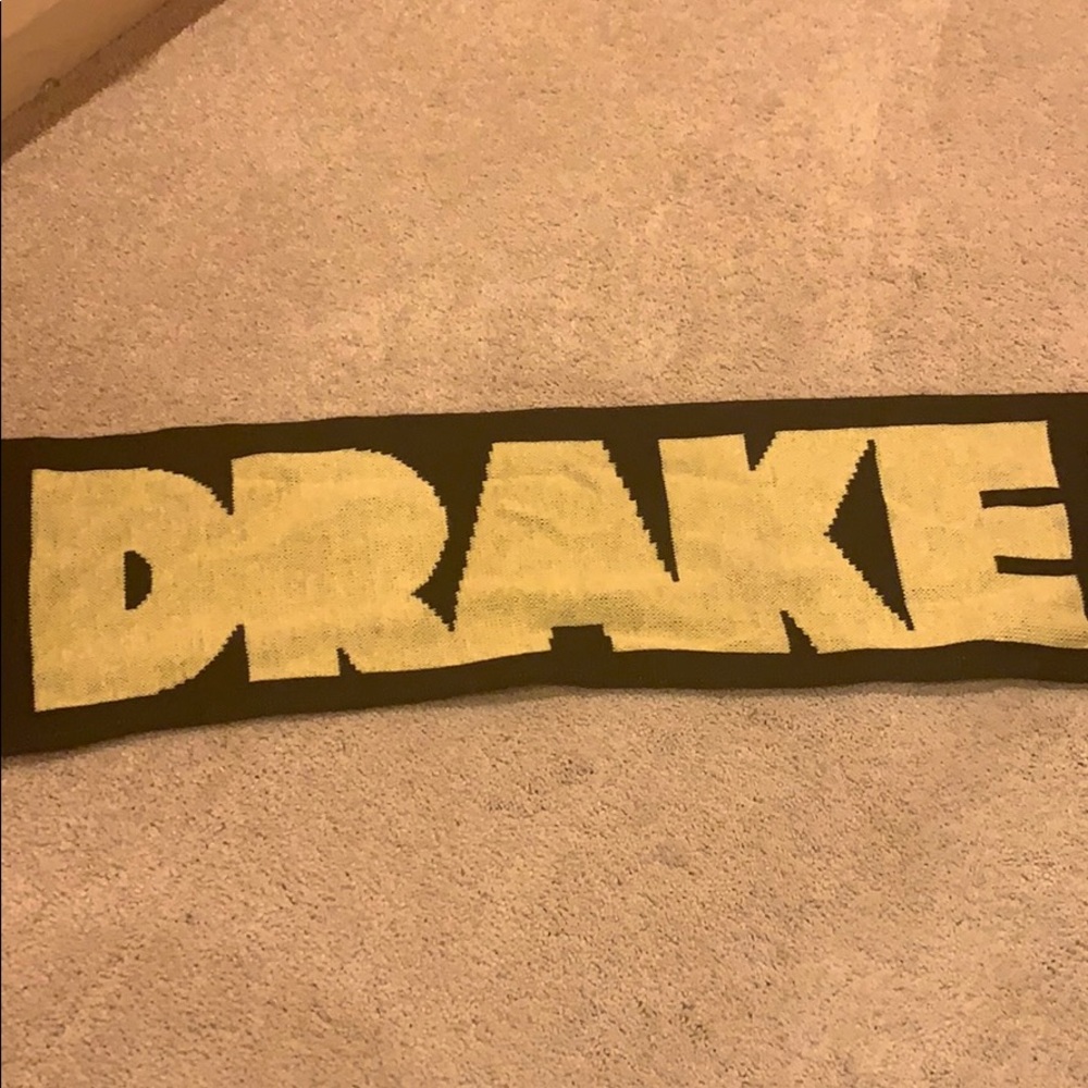 Drake VIP 2013 Tour scarf